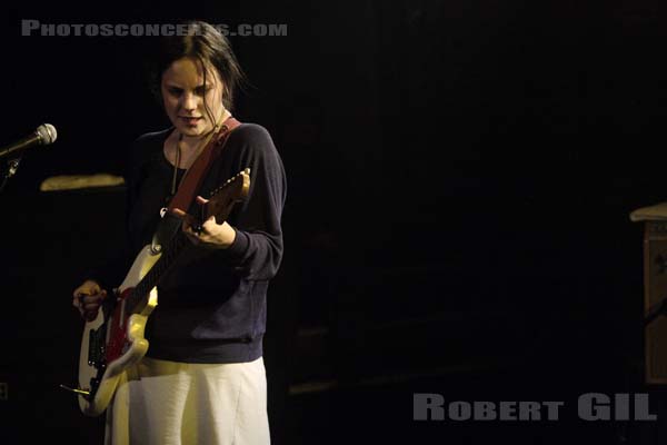 SCOUT NIBLETT - 2008-05-24 - PARIS - La Maroquinerie - Emma Louise Niblett